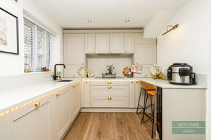 Photo 15- click for photo gallery